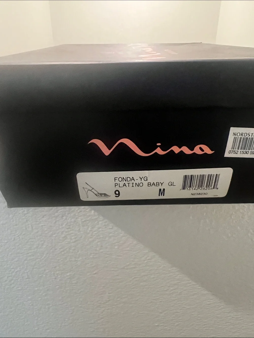 Nina elegant gold